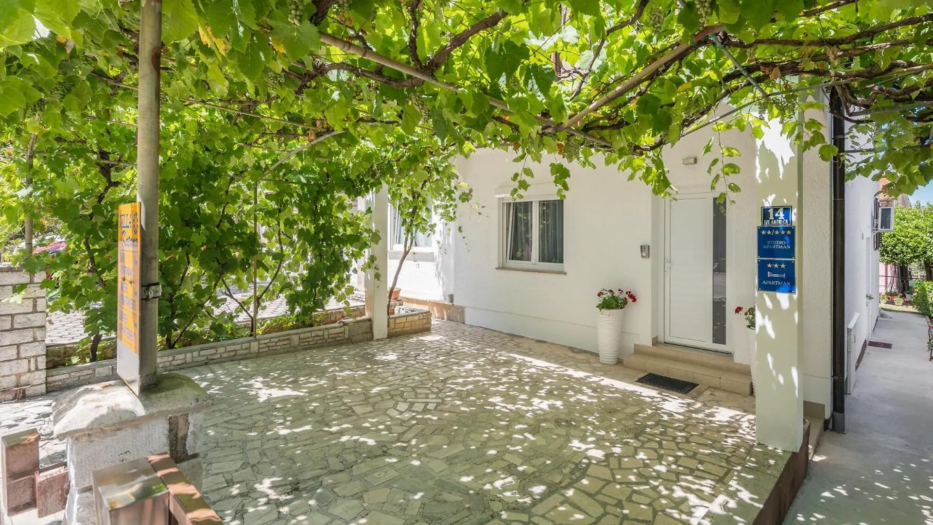 Apartments Katana Porec