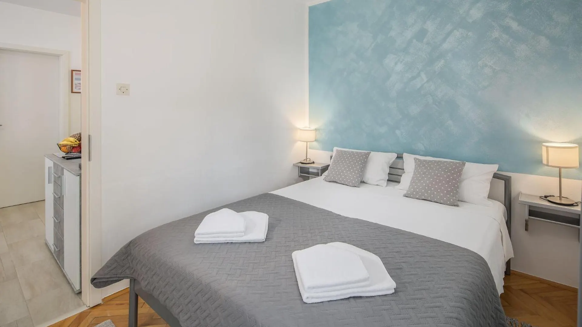 Apartments Katana Porec 0*,